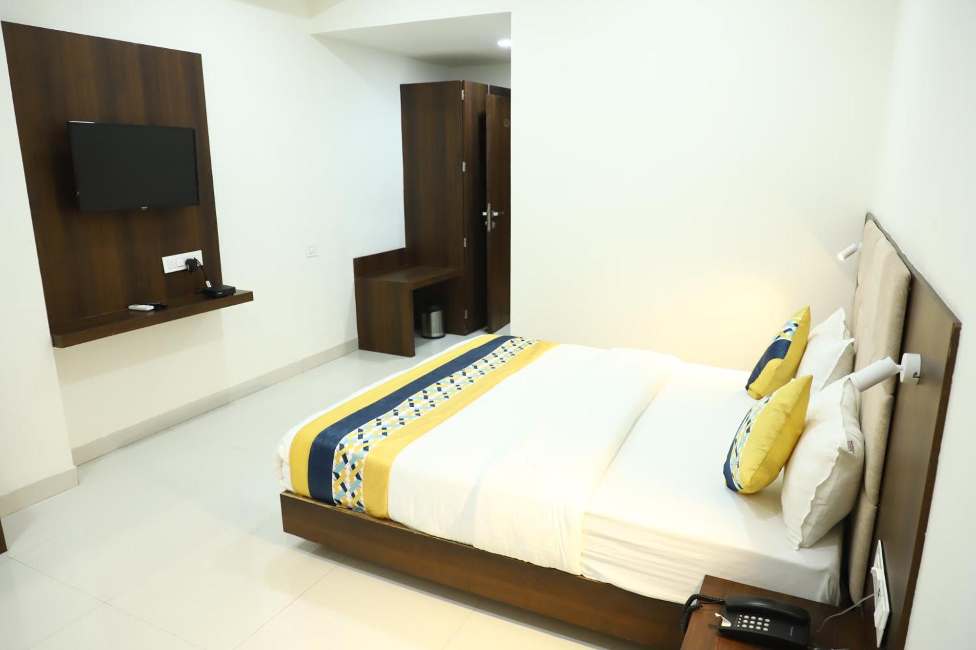 Hotel Singhnature Khandwa Экстерьер фото